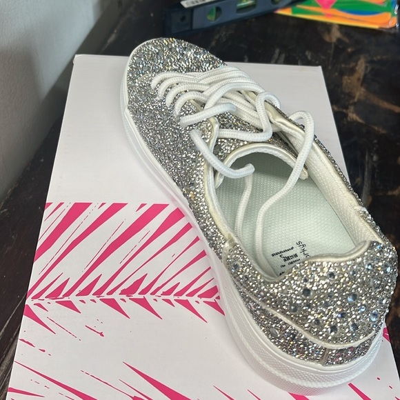 Hey girl bedazzled clear sneaker new in box size 8 women’s silver jewels - Picture 5 of 9